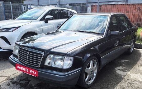 Mercedes-Benz E-Класс, 1994 год, 325 000 рублей, 2 фотография