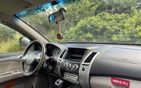 Mitsubishi Pajero Sport II рестайлинг, 2011 год, 1 300 000 рублей, 8 фотография