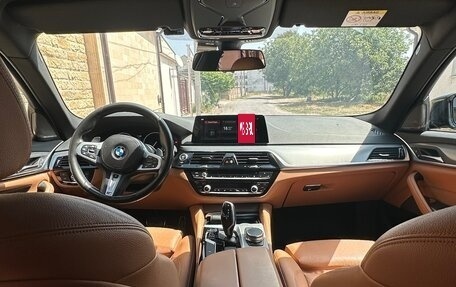 BMW 5 серия, 2018 год, 3 750 000 рублей, 7 фотография