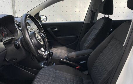 Volkswagen Polo VI (EU Market), 2016 год, 1 150 000 рублей, 3 фотография