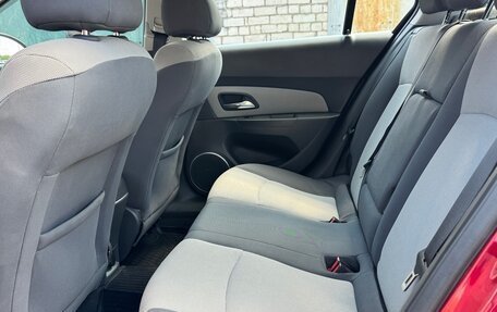 Chevrolet Cruze II, 2010 год, 698 000 рублей, 12 фотография