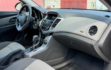 Chevrolet Cruze II, 2010 год, 698 000 рублей, 14 фотография