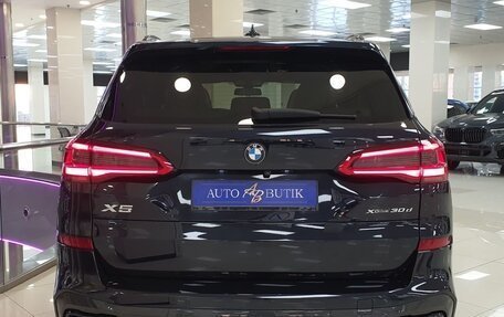 BMW X5, 2019 год, 6 990 000 рублей, 5 фотография