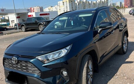 Toyota RAV4, 2020 год, 3 550 000 рублей, 6 фотография