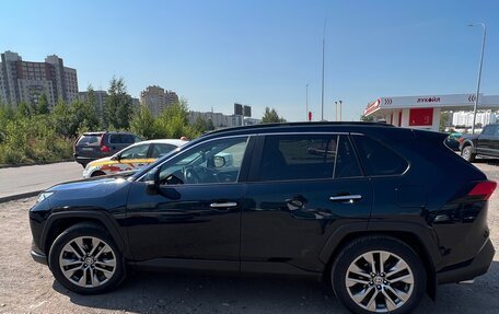 Toyota RAV4, 2020 год, 3 550 000 рублей, 4 фотография