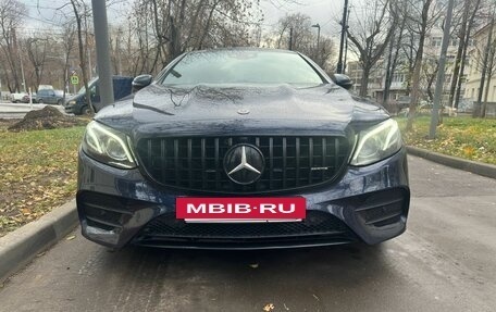 Mercedes-Benz E-Класс, 2018 год, 4 500 000 рублей, 2 фотография
