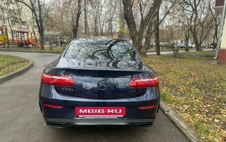 Mercedes-Benz E-Класс, 2018 год, 4 500 000 рублей, 5 фотография