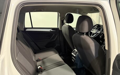Volkswagen Tiguan II, 2021 год, 1 999 800 рублей, 4 фотография