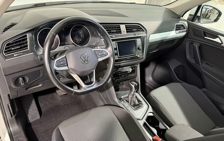 Volkswagen Tiguan II, 2021 год, 1 999 800 рублей, 8 фотография