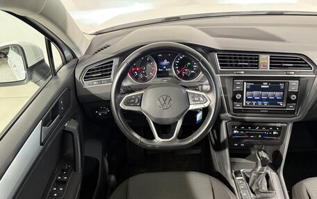 Volkswagen Tiguan II, 2021 год, 1 999 800 рублей, 10 фотография