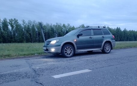 Mitsubishi Outlander III рестайлинг 3, 2005 год, 720 000 рублей, 5 фотография
