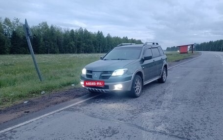 Mitsubishi Outlander III рестайлинг 3, 2005 год, 720 000 рублей, 4 фотография
