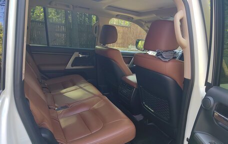 Toyota Land Cruiser 200, 2015 год, 5 250 000 рублей, 9 фотография