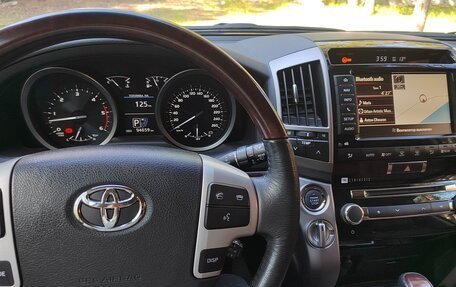 Toyota Land Cruiser 200, 2015 год, 5 250 000 рублей, 10 фотография