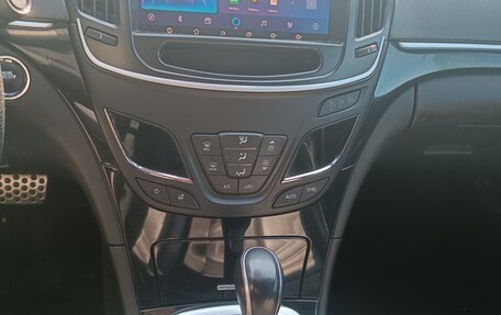Opel Insignia II рестайлинг, 2014 год, 1 240 000 рублей, 21 фотография