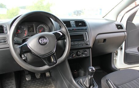 Volkswagen Polo VI (EU Market), 2015 год, 675 000 рублей, 15 фотография