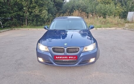 BMW 3 серия, 2011 год, 1 200 000 рублей, 2 фотография
