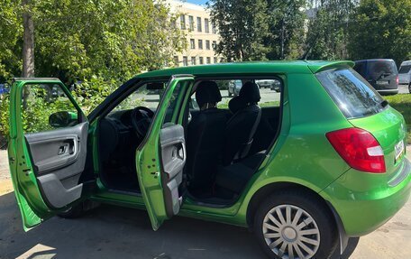 Skoda Fabia II, 2012 год, 750 000 рублей, 11 фотография