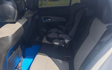Chevrolet Cruze II, 2014 год, 900 000 рублей, 8 фотография