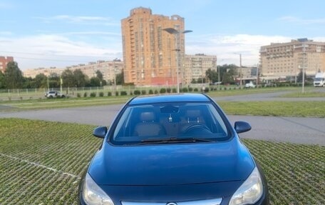 Opel Astra J, 2011 год, 499 000 рублей, 6 фотография