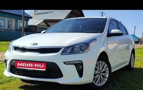 KIA Rio IV, 2019 год, 1 400 000 рублей, 4 фотография