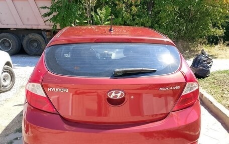 Hyundai Solaris II рестайлинг, 2012 год, 1 050 000 рублей, 4 фотография