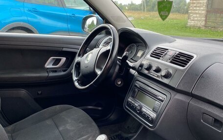 Skoda Fabia II, 2009 год, 449 000 рублей, 11 фотография