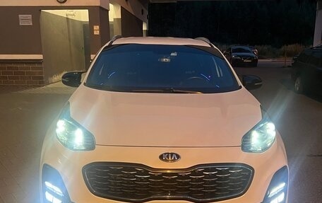 KIA Sportage IV рестайлинг, 2018 год, 2 485 000 рублей, 10 фотография