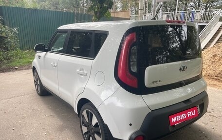 KIA Soul II рестайлинг, 2016 год, 1 200 000 рублей, 10 фотография