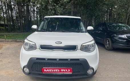 KIA Soul II рестайлинг, 2016 год, 1 200 000 рублей, 12 фотография