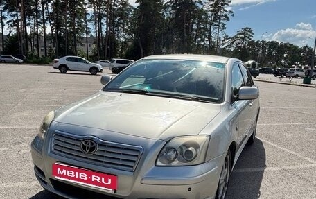 Toyota Avensis III рестайлинг, 2003 год, 650 000 рублей, 8 фотография