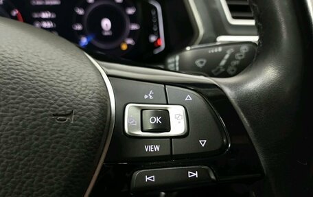 Volkswagen Tiguan II, 2019 год, 2 370 000 рублей, 17 фотография
