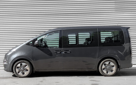 Hyundai Staria, 2022 год, 4 900 000 рублей, 4 фотография