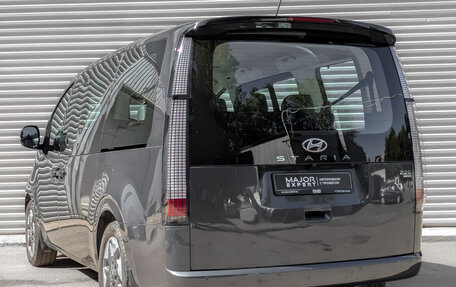 Hyundai Staria, 2022 год, 4 900 000 рублей, 5 фотография