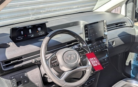 Hyundai Staria, 2022 год, 4 900 000 рублей, 17 фотография