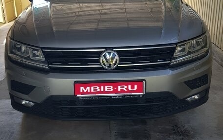 Volkswagen Tiguan II, 2017 год, 2 000 000 рублей, 1 фотография
