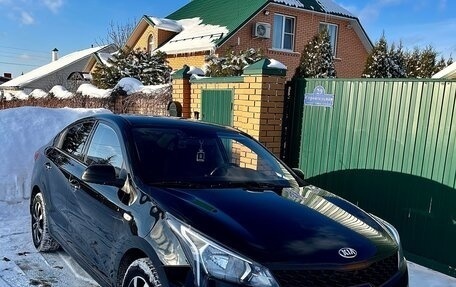 KIA Rio IV, 2020 год, 1 580 000 рублей, 4 фотография