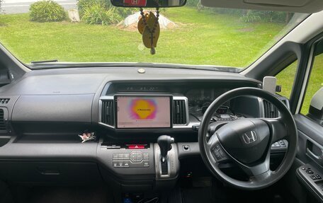 Honda Stepwgn IV, 2010 год, 1 555 000 рублей, 7 фотография