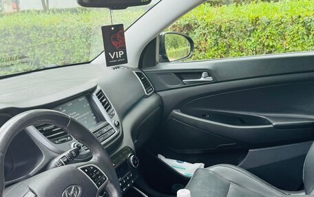 Hyundai Tucson III, 2016 год, 2 080 000 рублей, 10 фотография