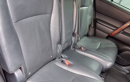 Toyota Highlander III, 2011 год, 2 100 000 рублей, 23 фотография