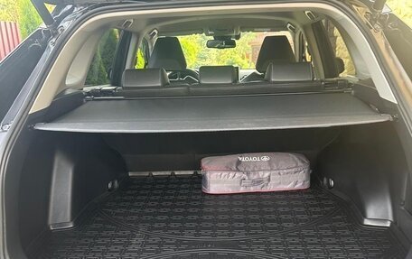 Toyota RAV4, 2021 год, 3 300 000 рублей, 11 фотография