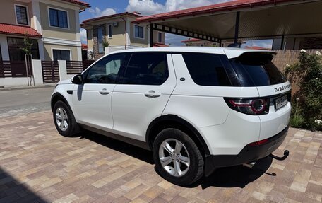 Land Rover Discovery Sport I рестайлинг, 2019 год, 2 300 000 рублей, 3 фотография