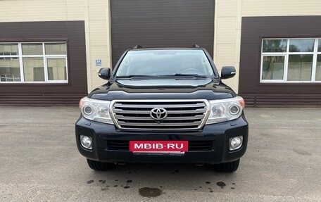 Toyota Land Cruiser 200, 2012 год, 2 950 000 рублей, 3 фотография