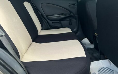 Nissan Almera, 2004 год, 279 000 рублей, 12 фотография