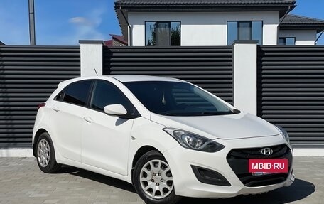 Hyundai i30 II рестайлинг, 2013 год, 800 000 рублей, 2 фотография