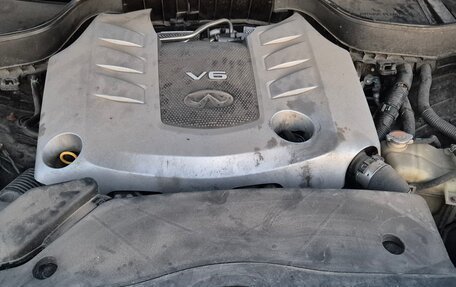 Infiniti QX70, 2013 год, 2 200 000 рублей, 13 фотография
