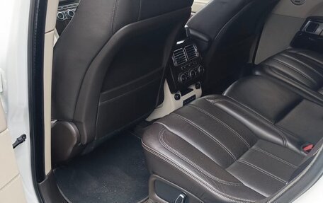 Land Rover Range Rover IV рестайлинг, 2015 год, 3 500 000 рублей, 7 фотография