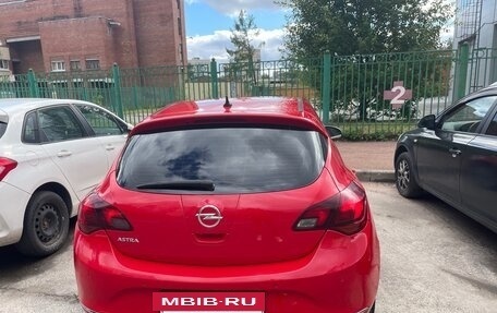 Opel Astra J, 2013 год, 830 000 рублей, 9 фотография