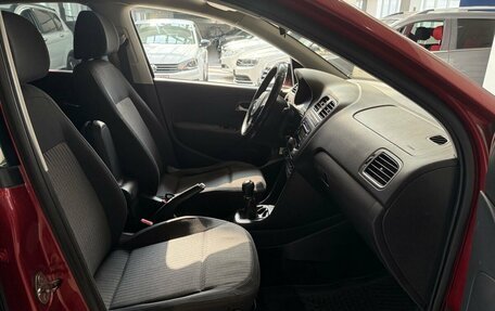 Volkswagen Polo VI (EU Market), 2012 год, 470 000 рублей, 18 фотография