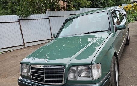 Mercedes-Benz W124, 1989 год, 950 000 рублей, 1 фотография